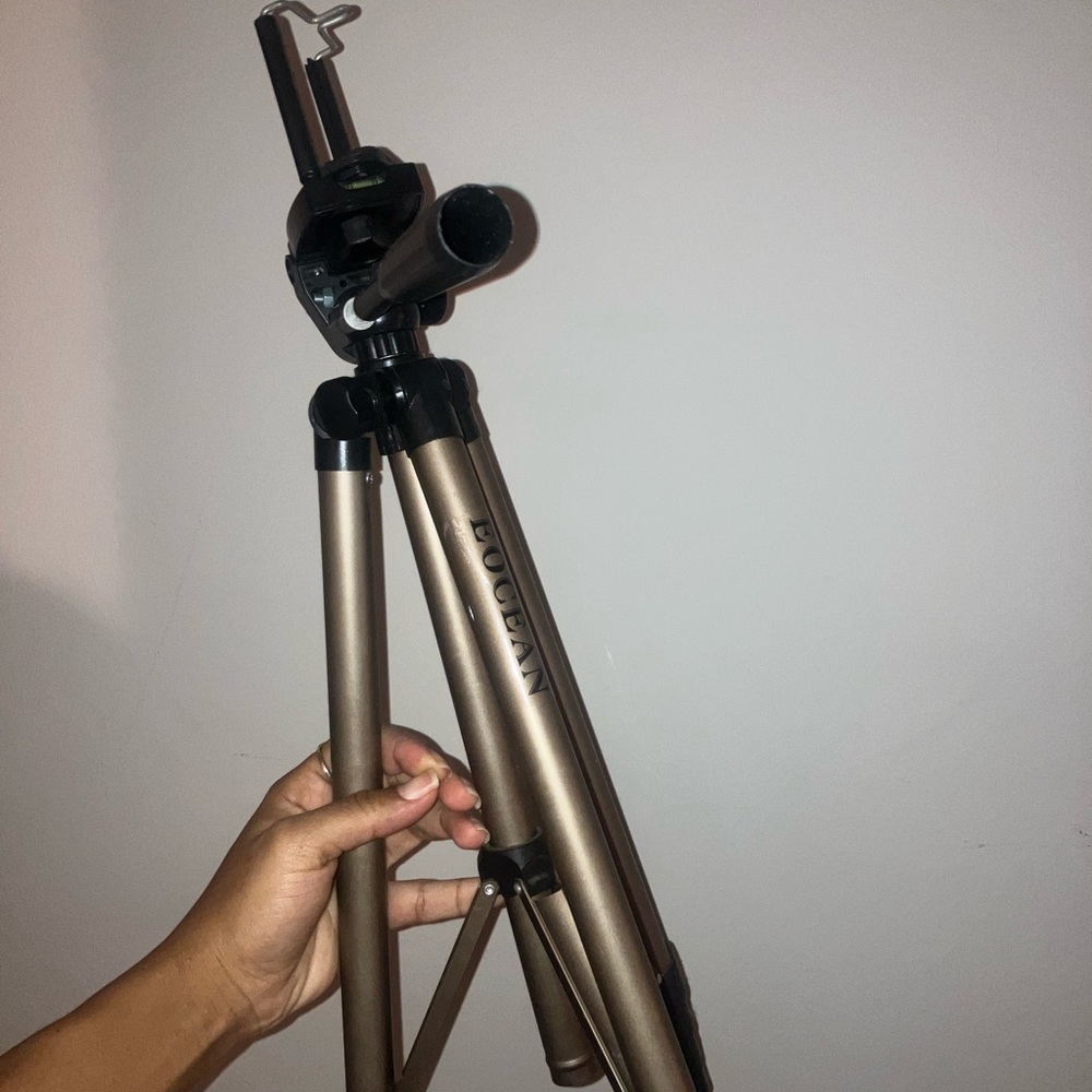 Eocean Expandable Tripod.